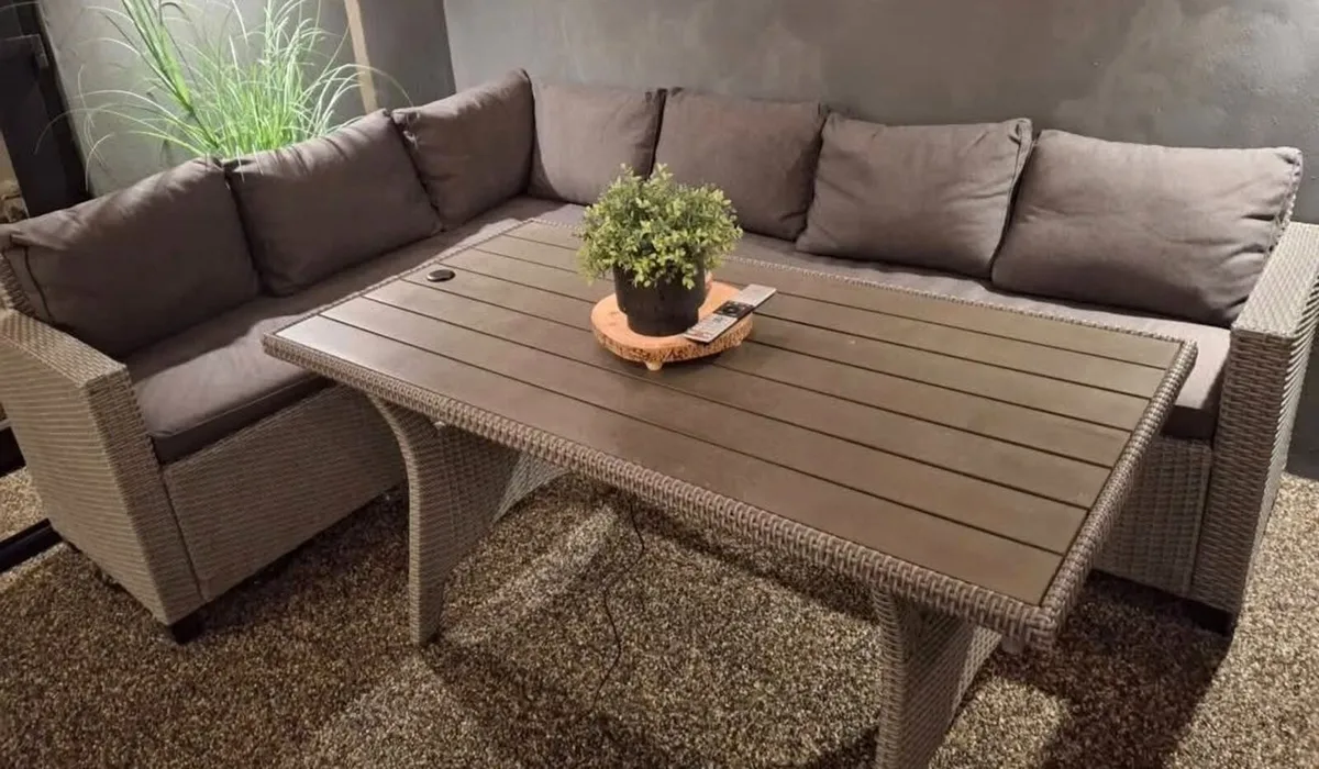 Corner garden seating ////// - Image 2