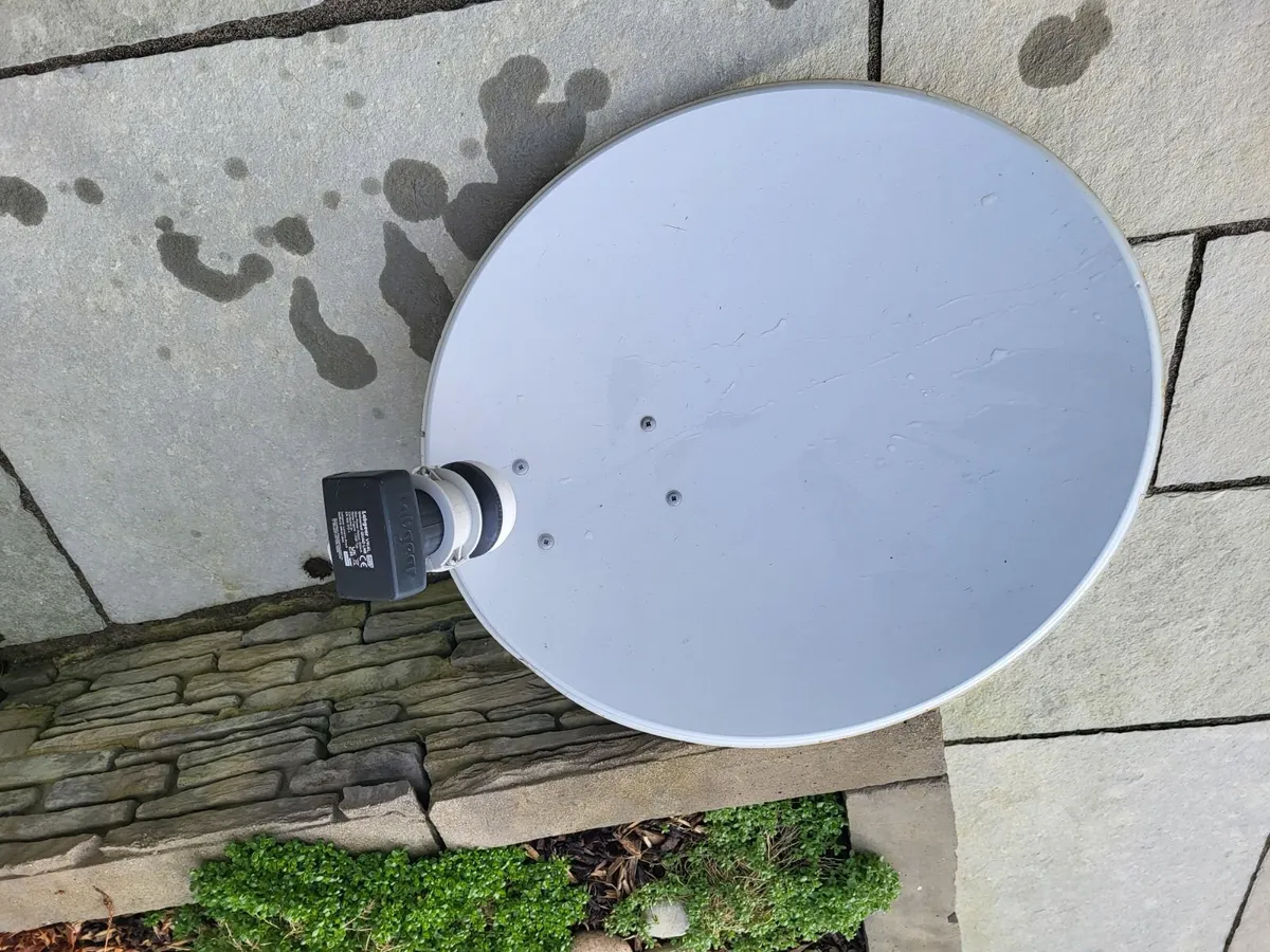 Satellite dish - Image 1