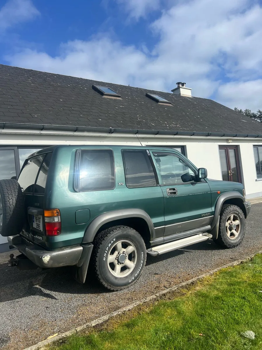Isuzu trooper 3.1 - Image 2