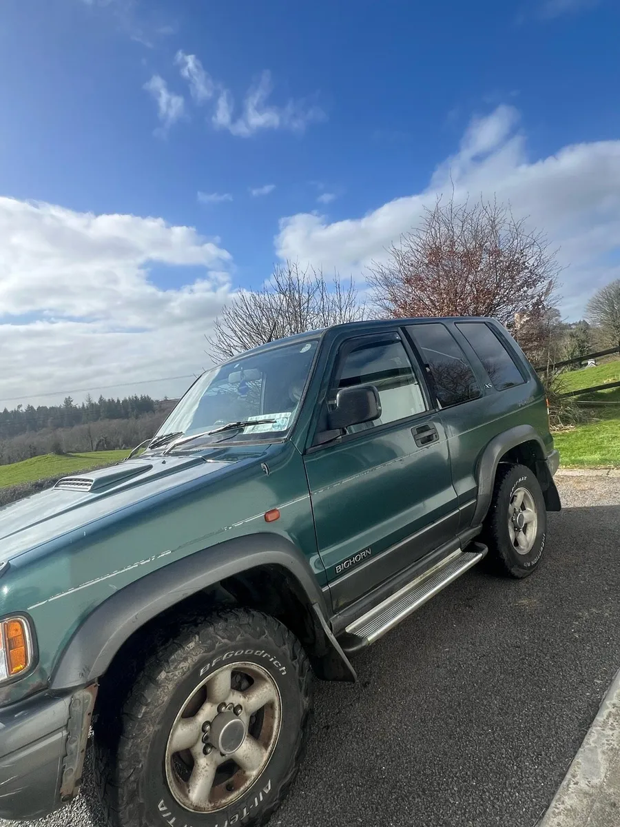 Isuzu trooper 3.1 - Image 1