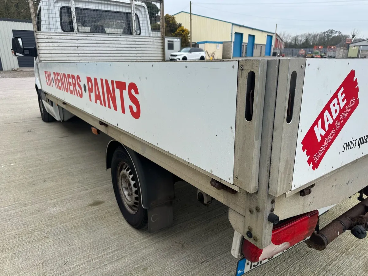 Aluminium flat body Mercedes - Image 2