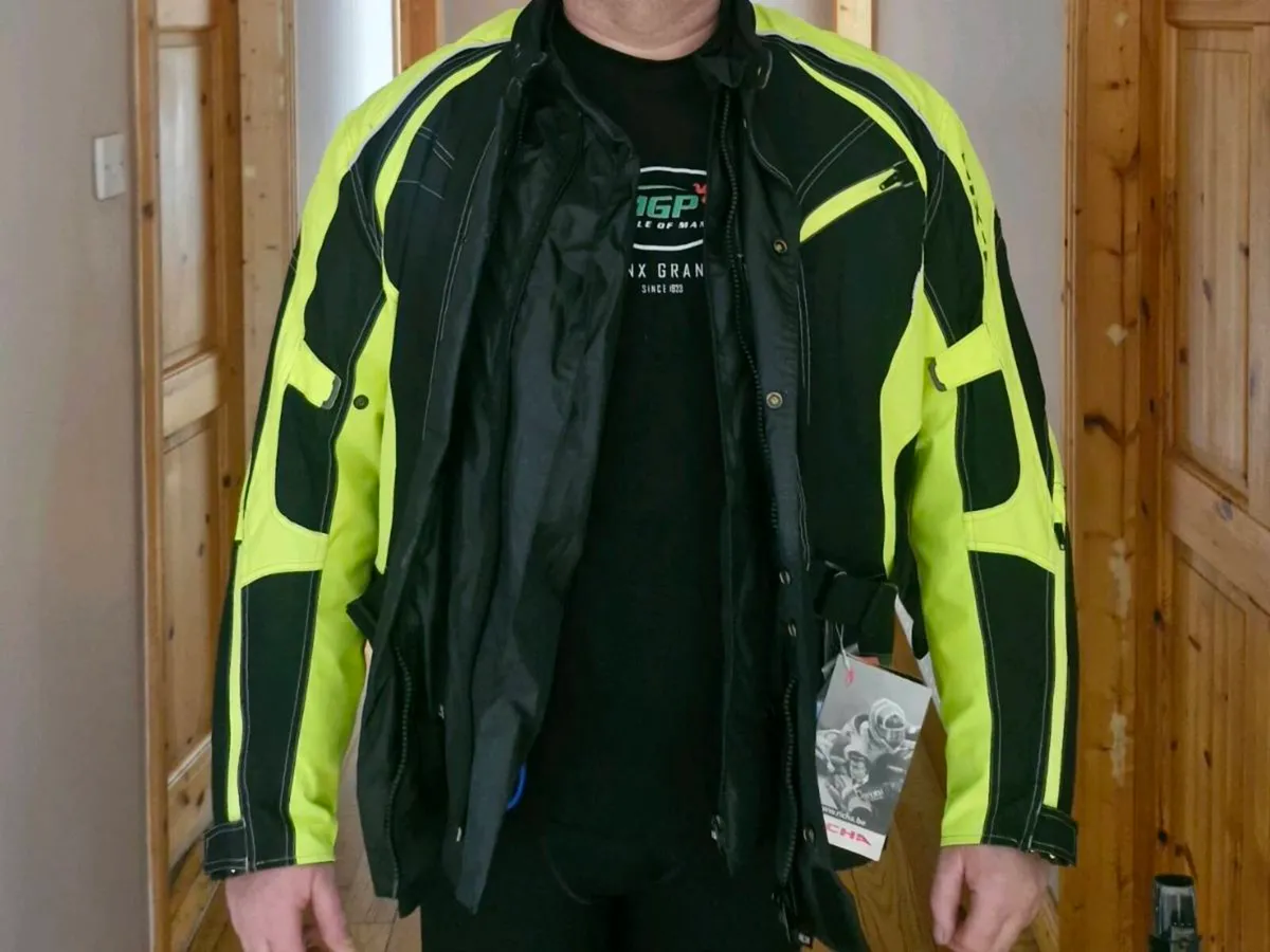 RICHA JACET - Image 3