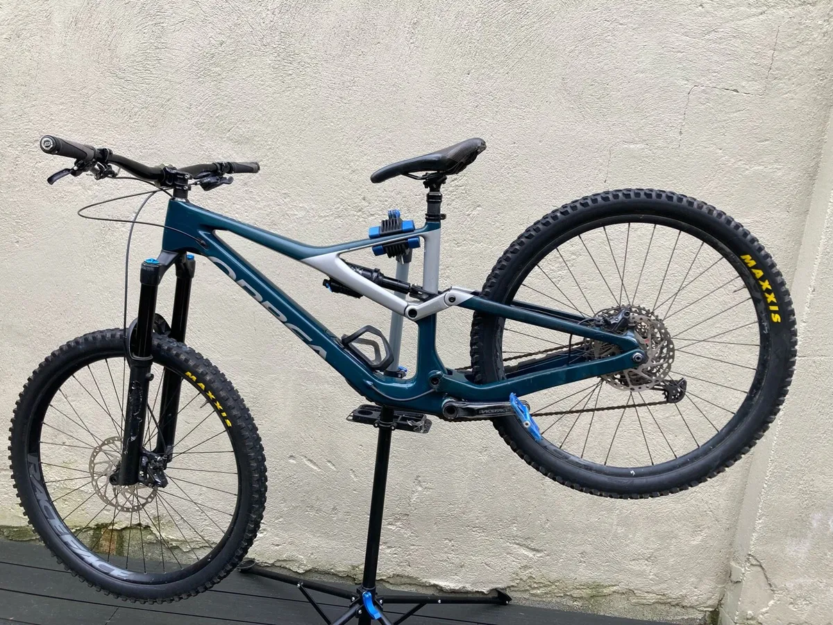 Full suspension mountain bike - Image 2
