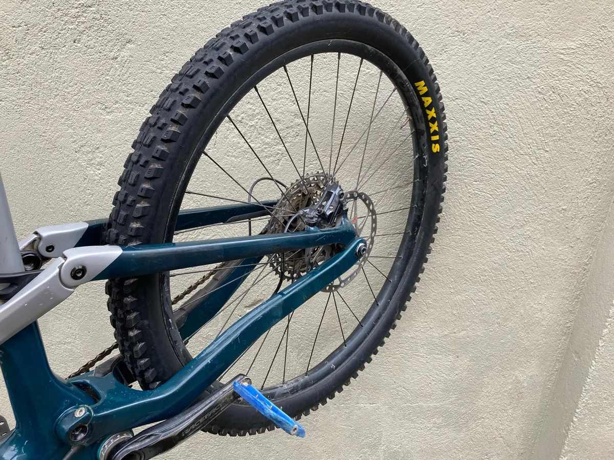 Full suspension mountain bike - Image 3