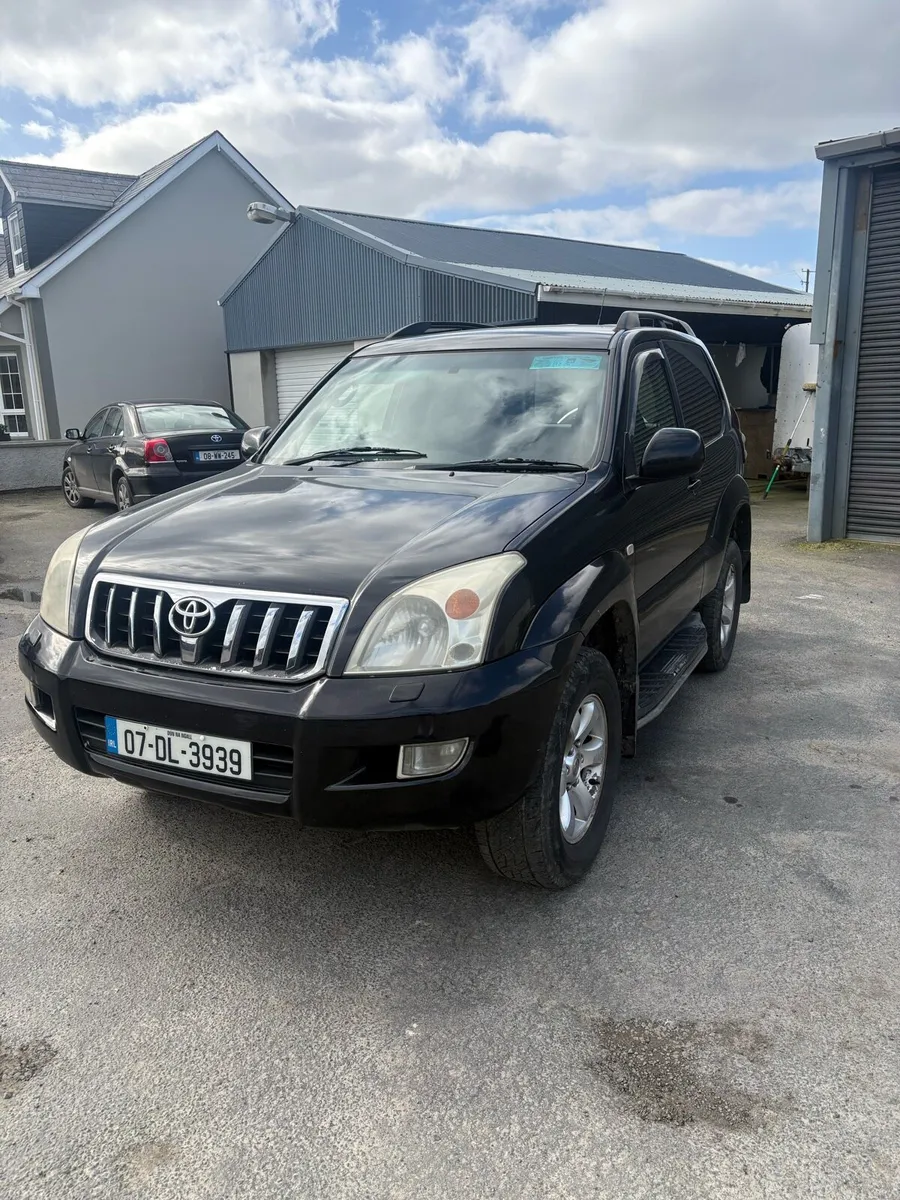 Toyota landcruiser - Image 4