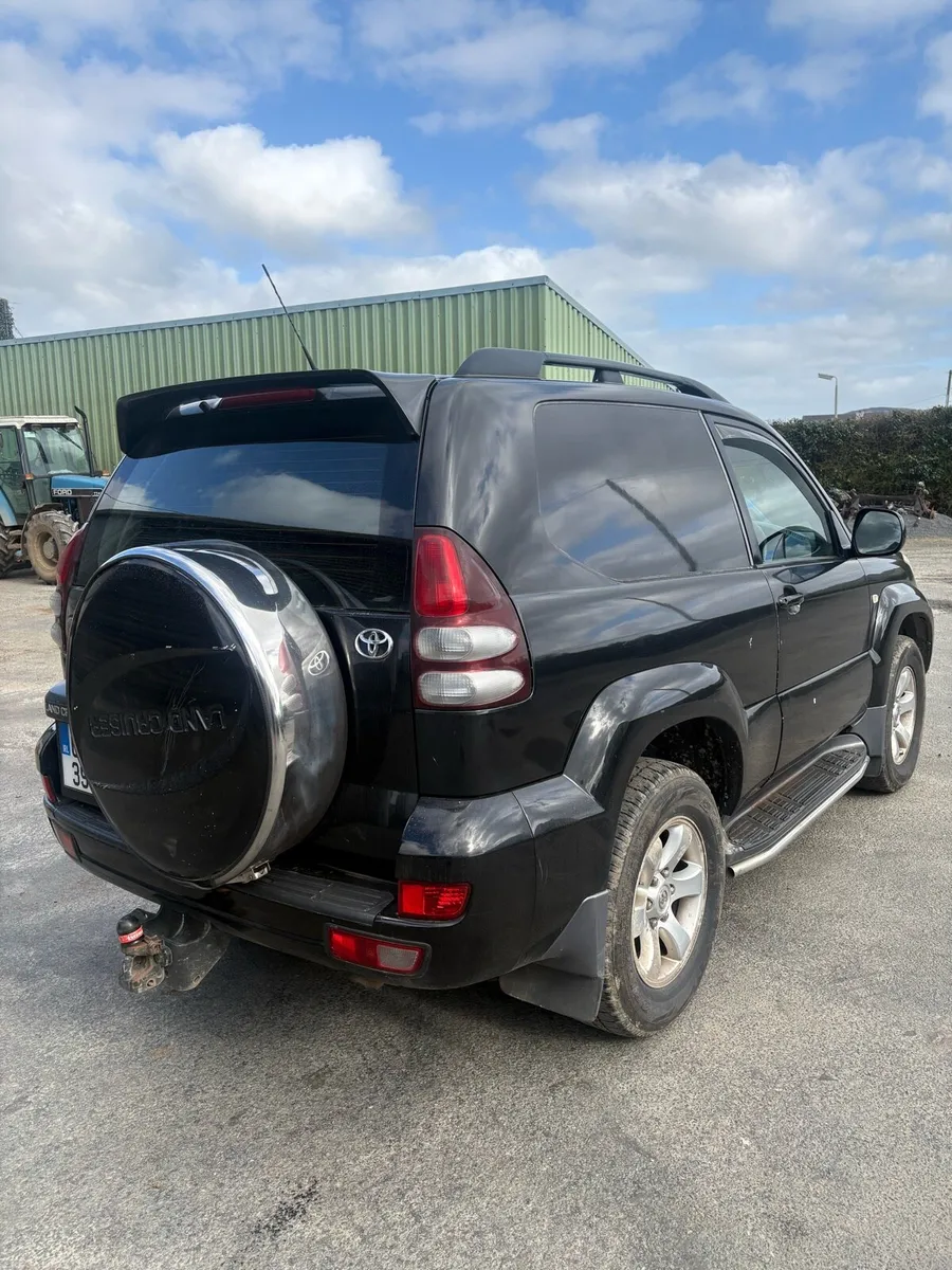 Toyota landcruiser - Image 2