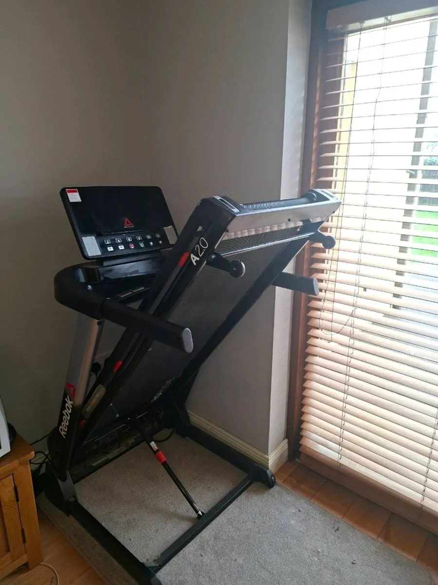 Treadmill - Image 2
