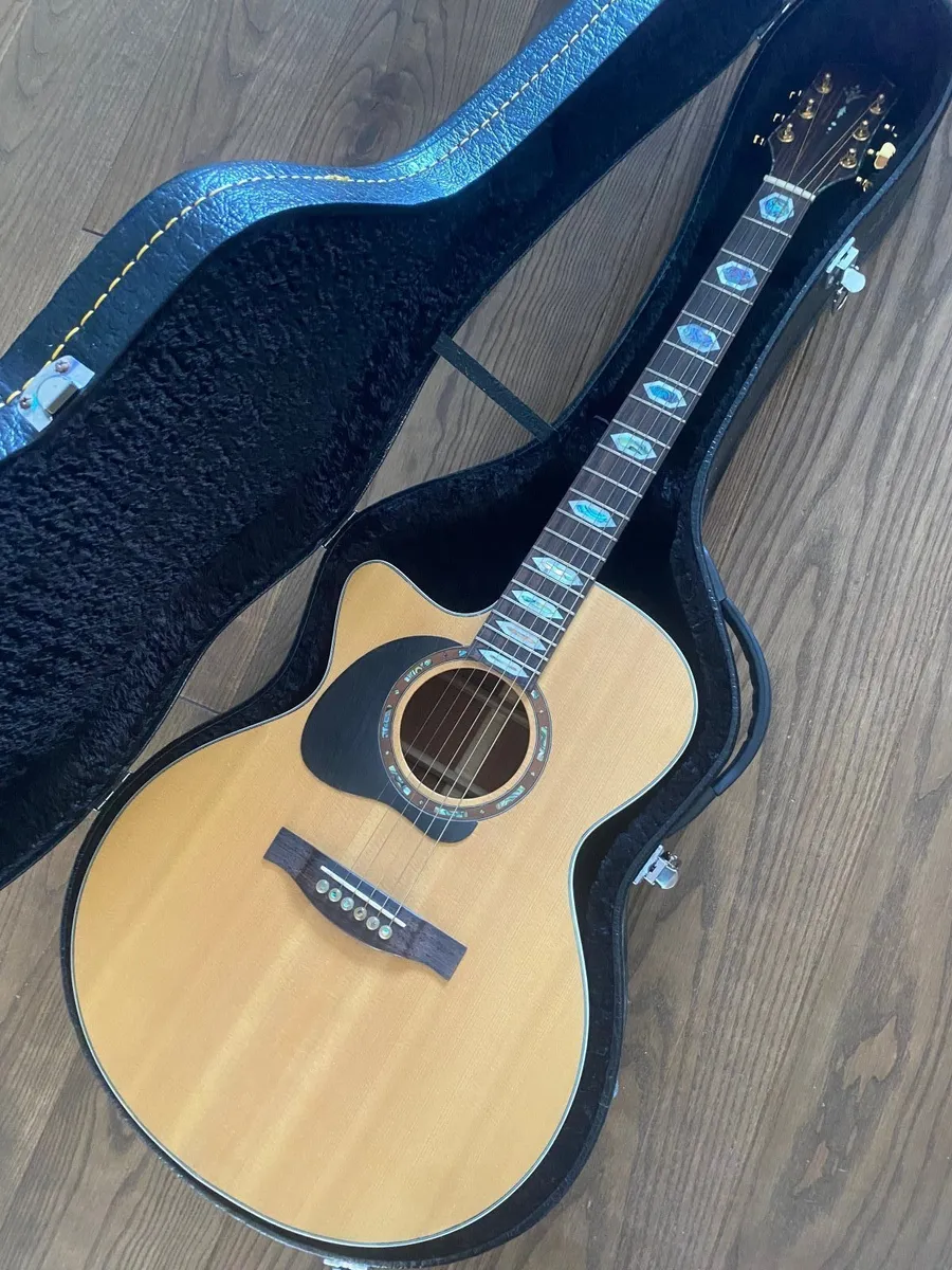 Left handed guitar - Image 1