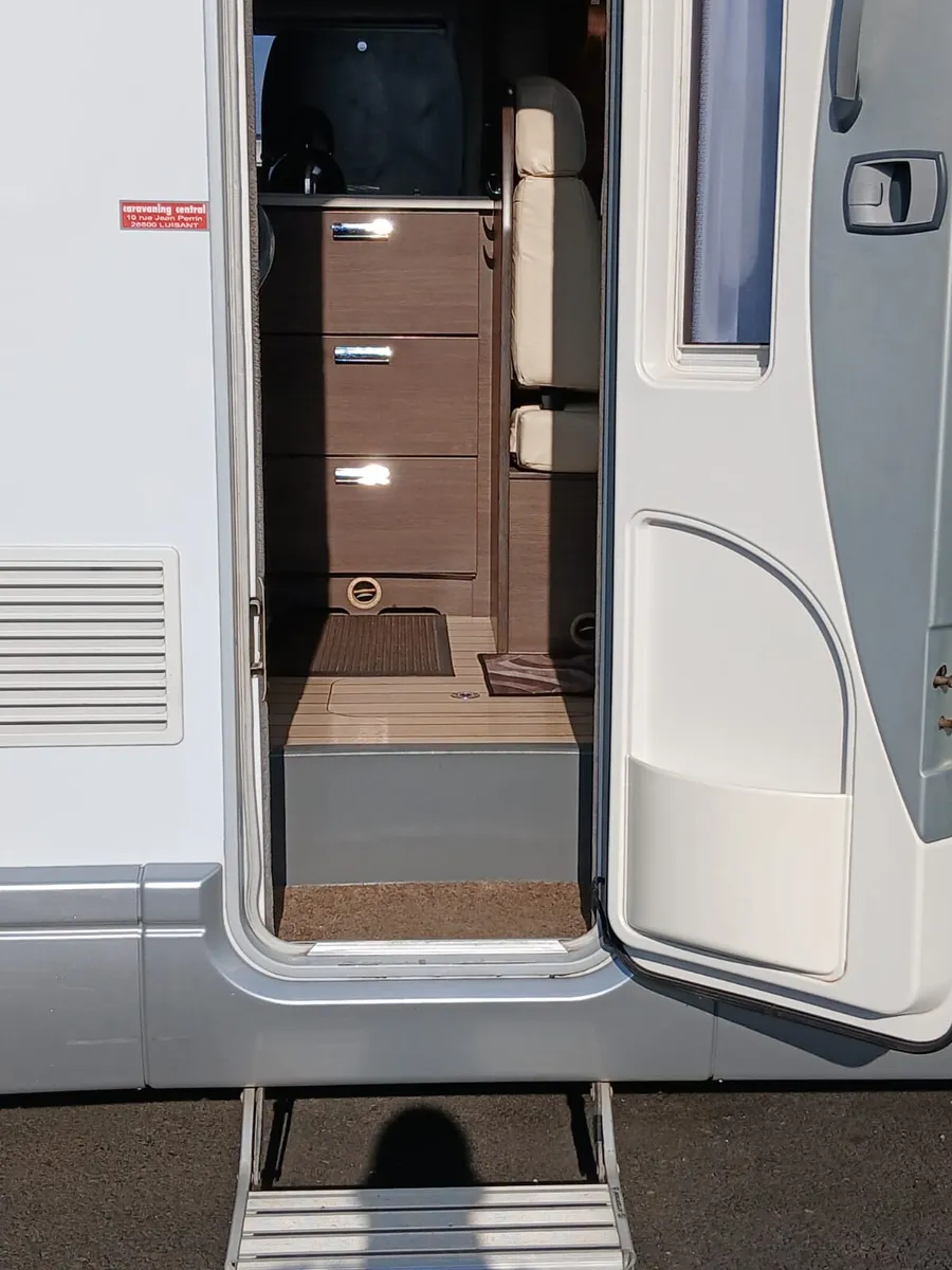 2012 Burstner Motorhome - Image 4