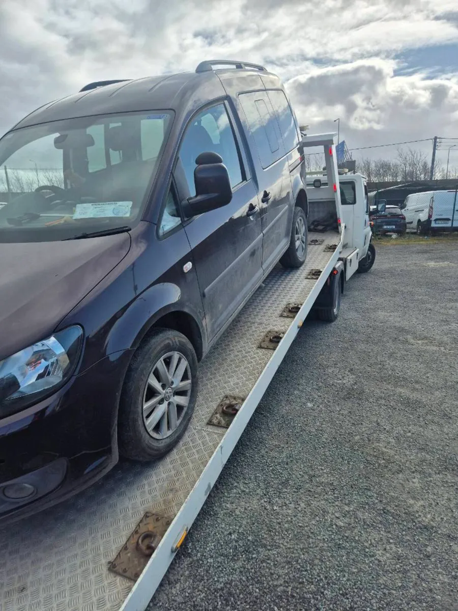 Recovery truck - Image 2