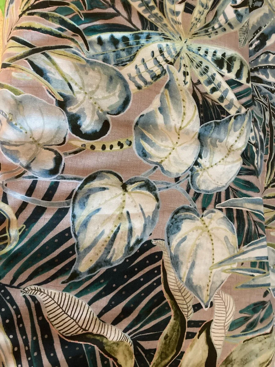 Eyelet Curtains - Image 1