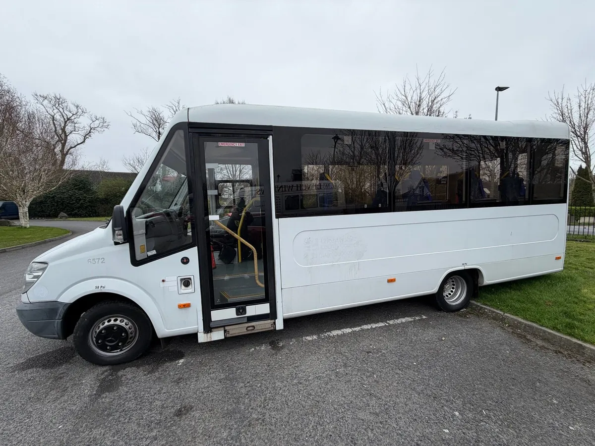 2 x 131 Mercedes sprinter W/C accessible minibuses - Image 3