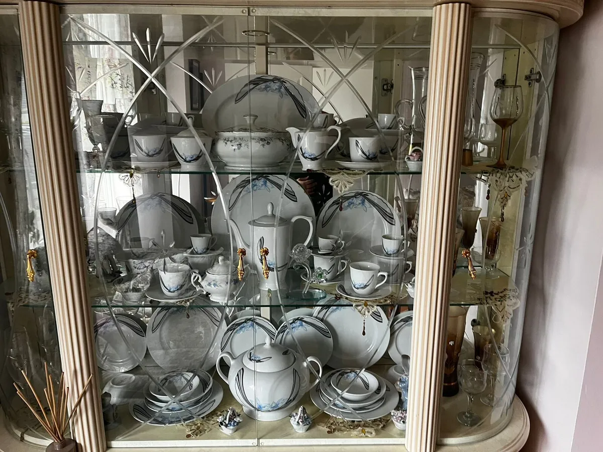 Glass unit - Image 4