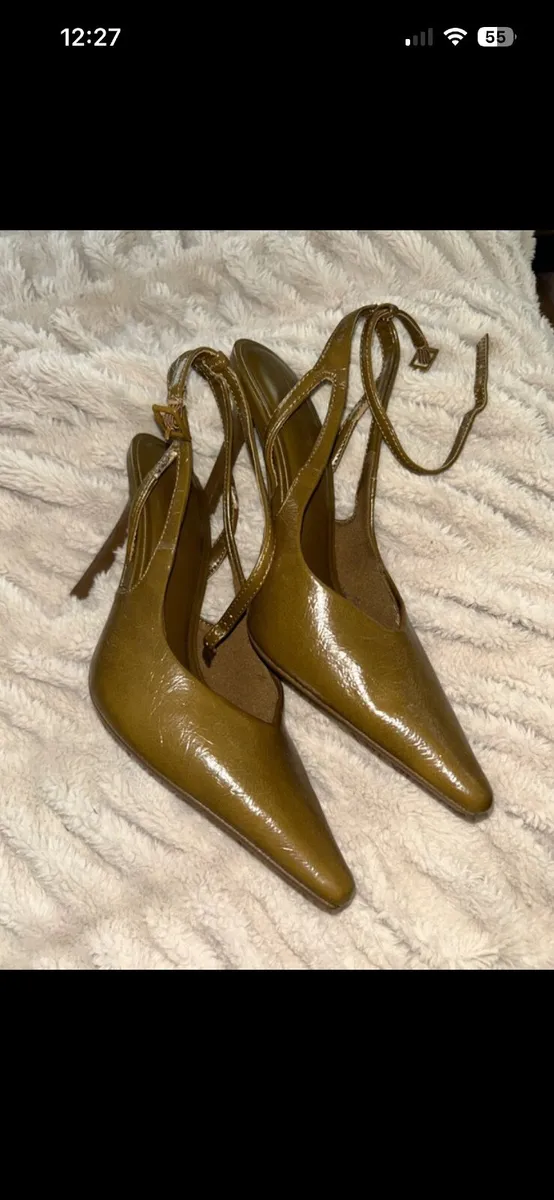 High heels - Image 1