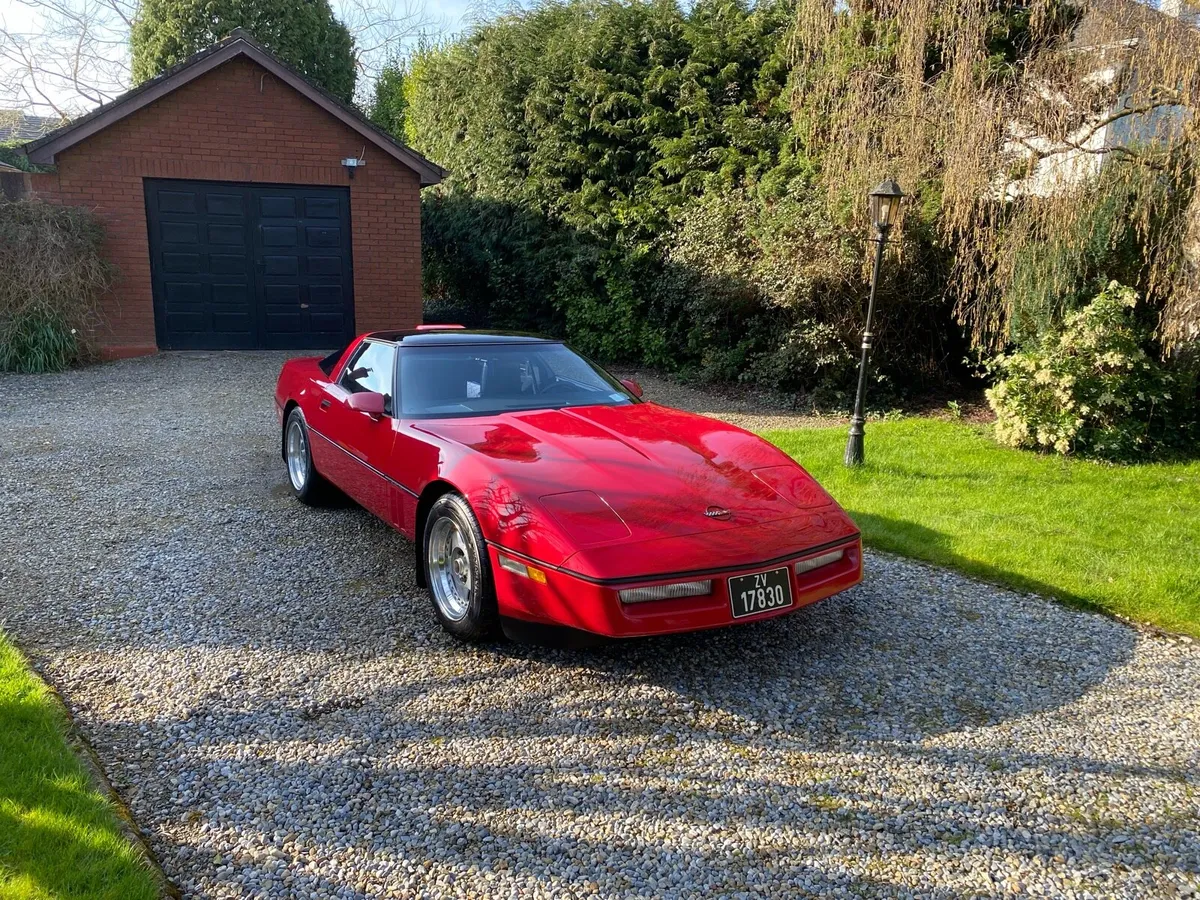 Chevrolet Corvette - Image 1