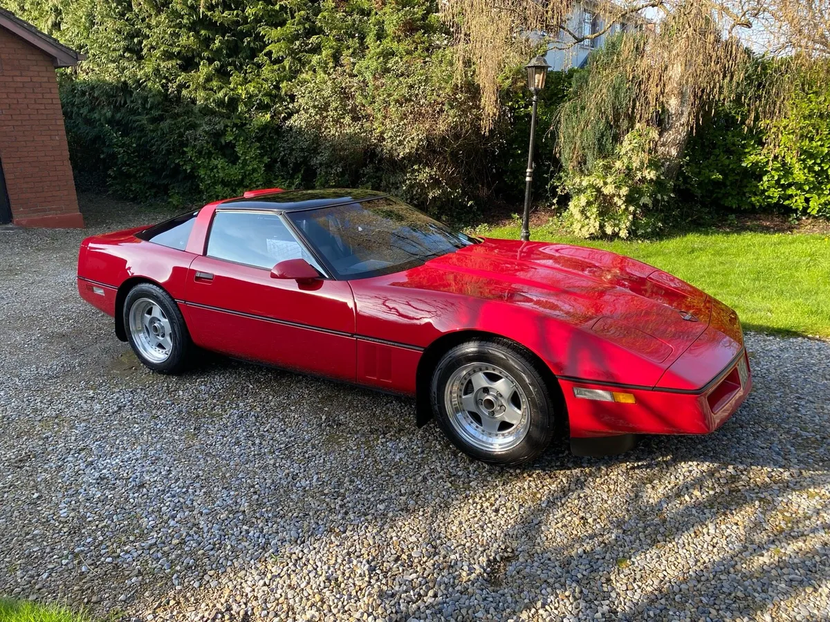 Chevrolet Corvette - Image 3