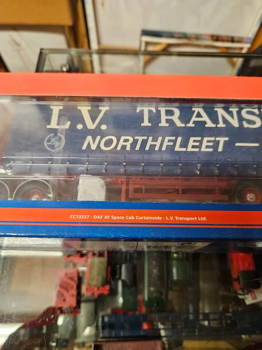 Corgi DAF Tractor Unit and Trailer 1.50 - Image 4