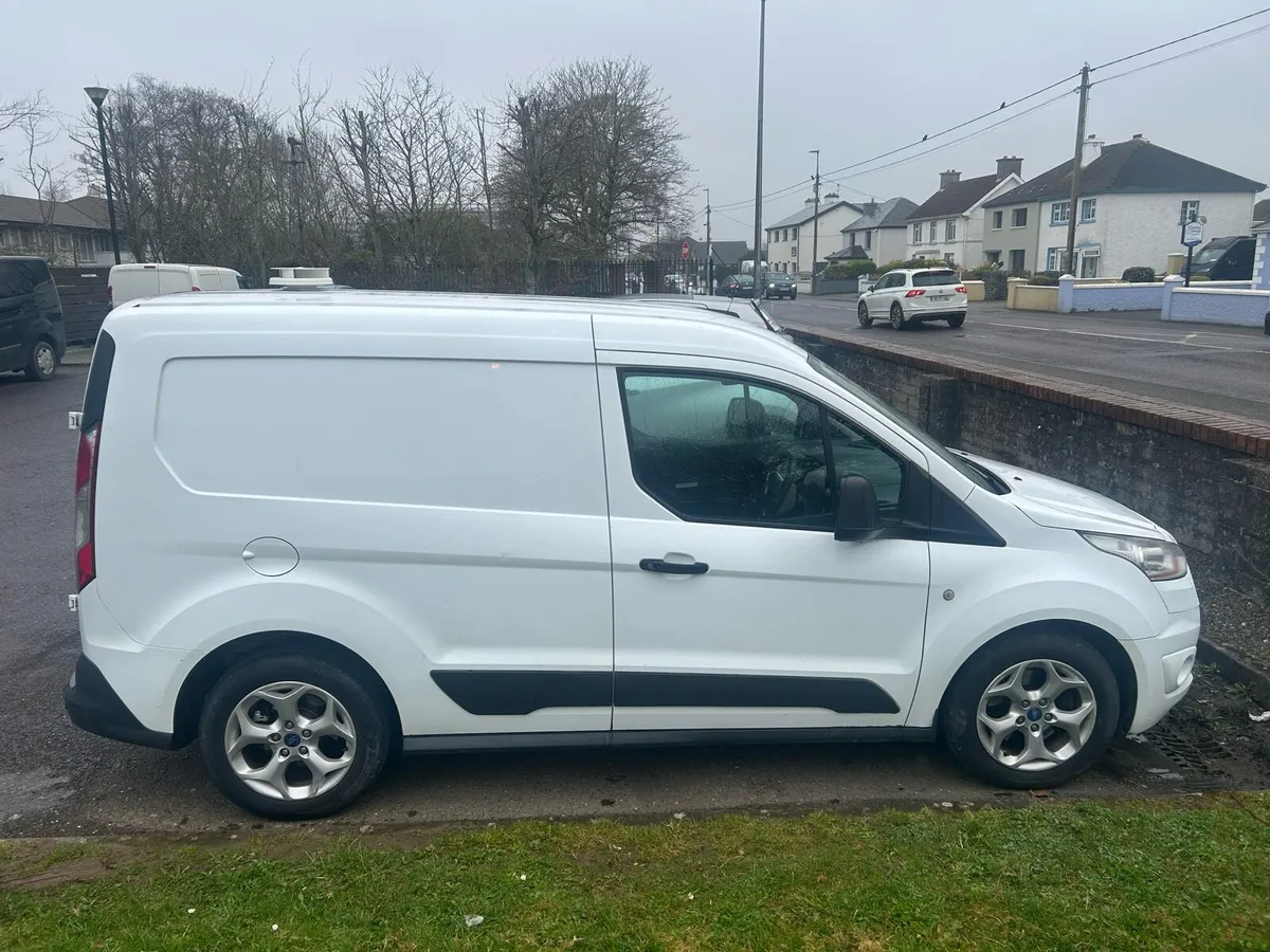 Ford Transit Connect - Image 2