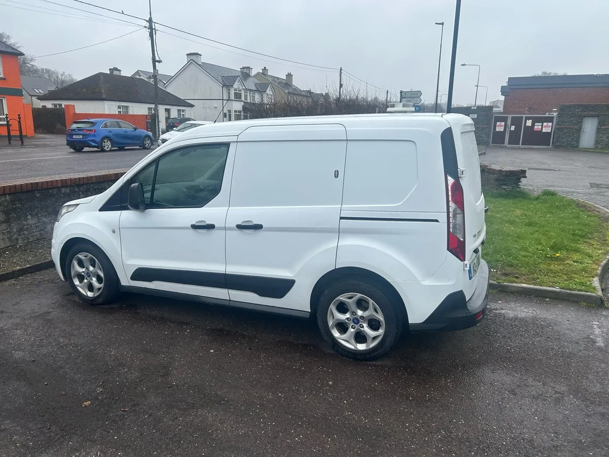 Ford Transit Connect - Image 3