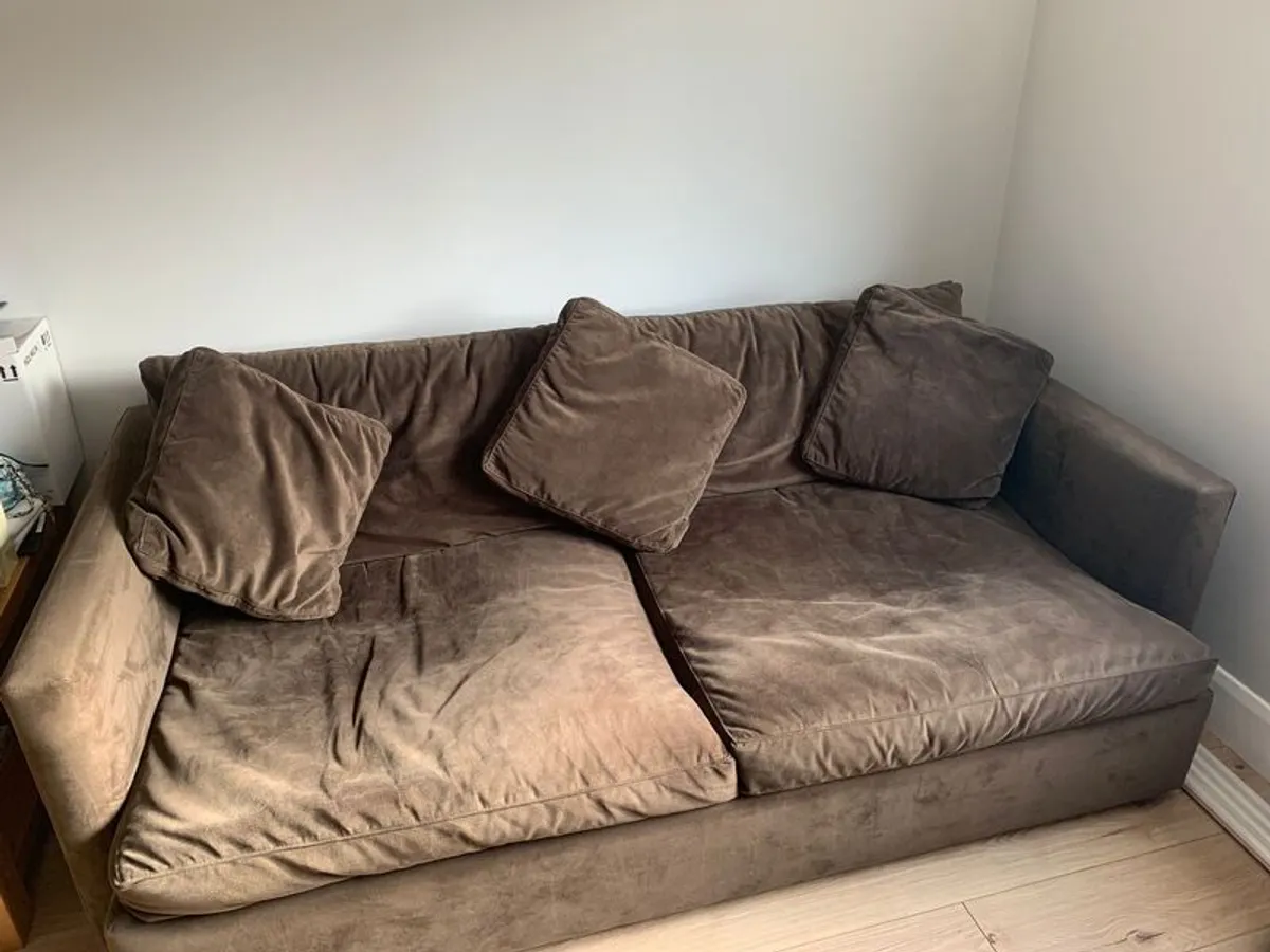 High Quality Couch - Image 2