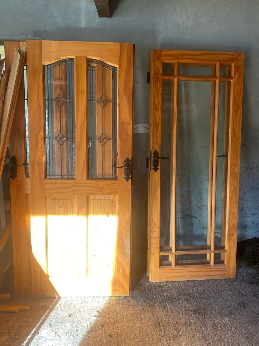 Pine Doors - Image 2