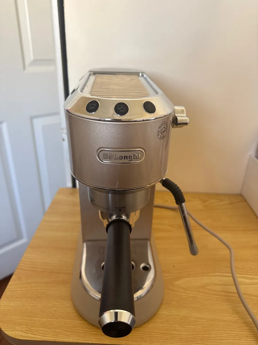 Coffee Machine | DeLonghi EC885.BG - Image 3