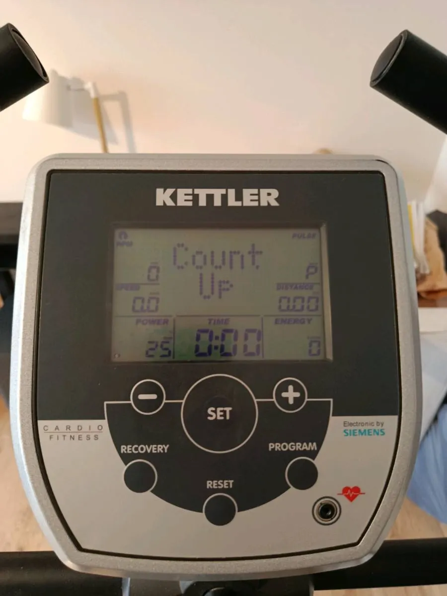 Kettler x3 exercise bike - Image 4