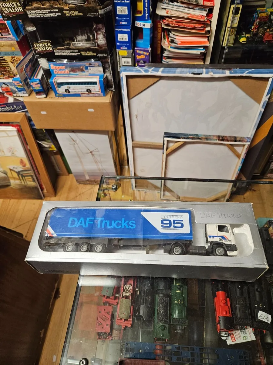 Corgi Tekno DAF Tractor Unit and Trailer 1.50 - Image 1