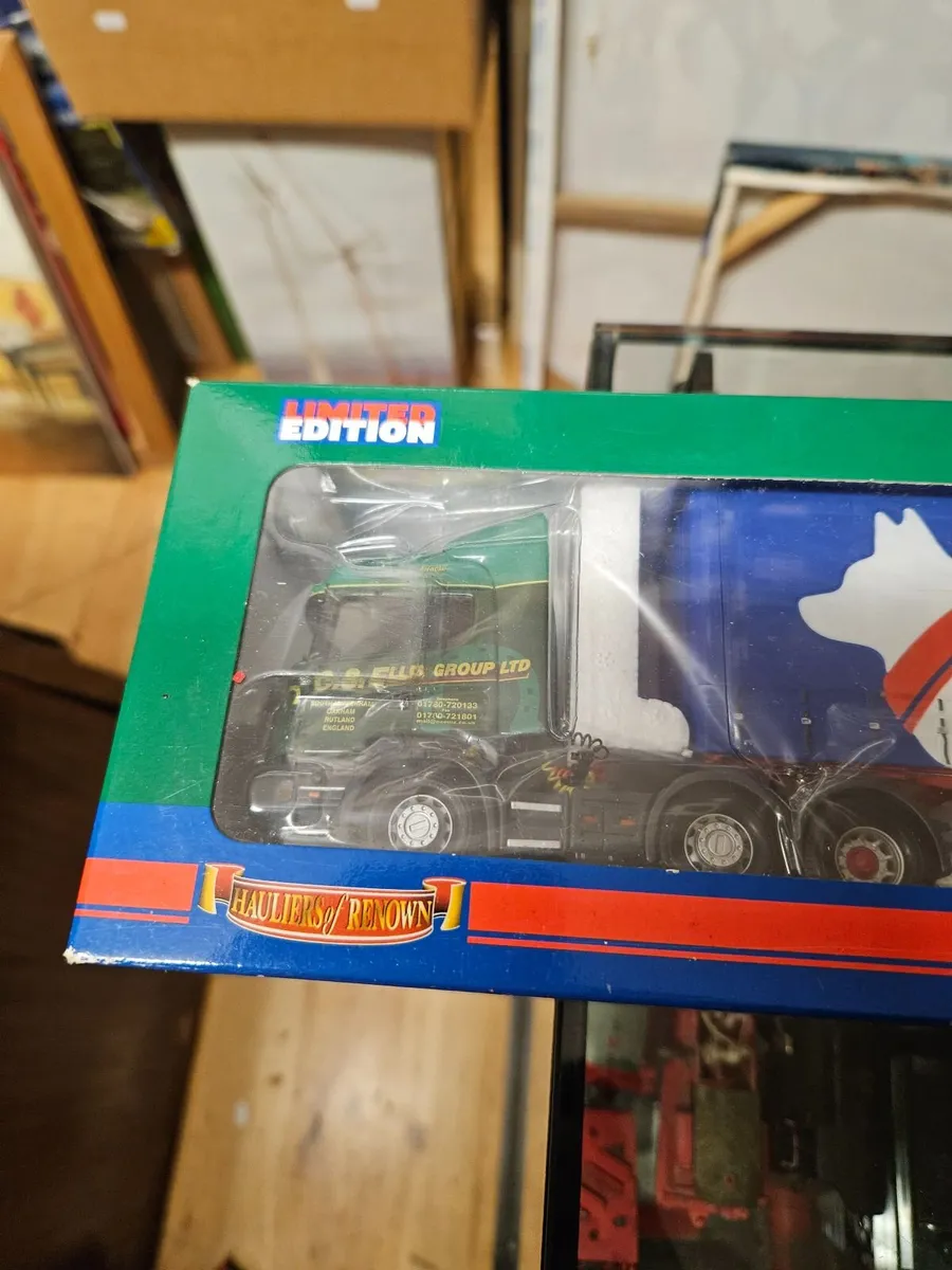 Corgi Scania Tractor Unit and Trailer 1.50 - Image 3
