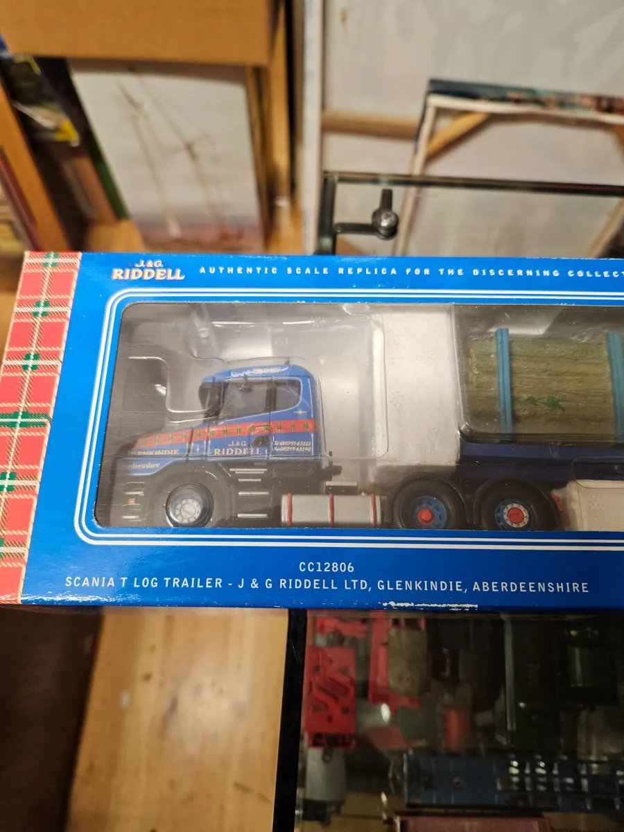Corgi Scania T Cab with Trailer and Log Load 1.50 - Image 2