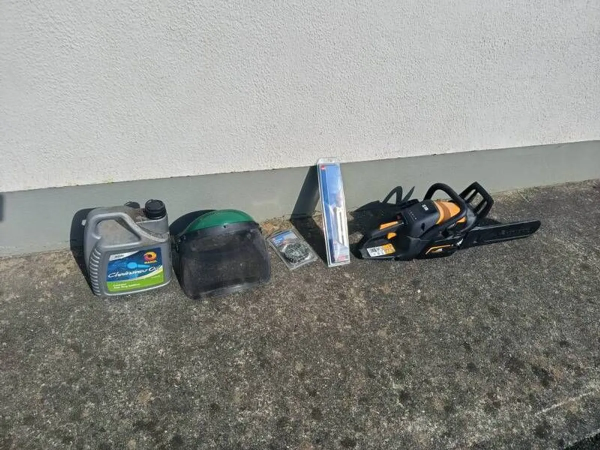 Petrol chainsaw - Image 4