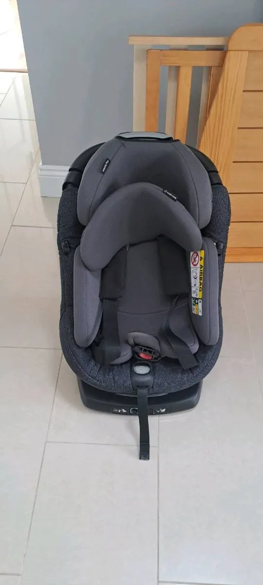 Carseat - Image 2