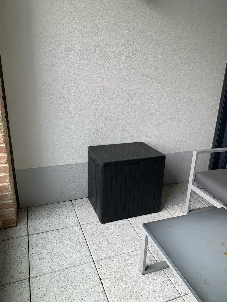 Garden Storage Box – Keter 113 (Like New) - Image 3