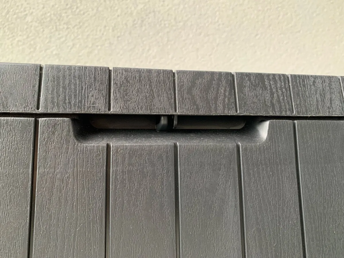 Garden Storage Box – Keter 113 (Like New) - Image 4