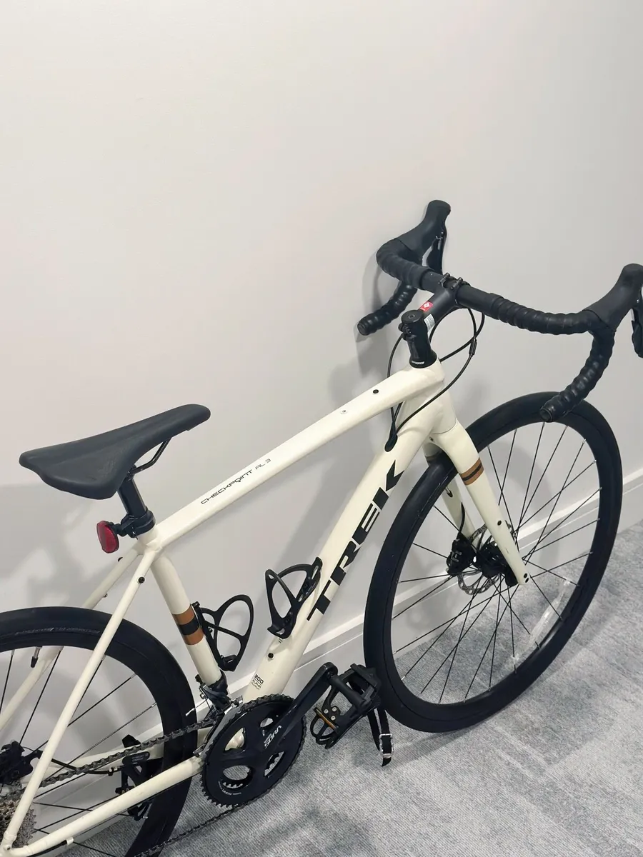 Trek AL 3 Road Bike 54cm frame - Image 2