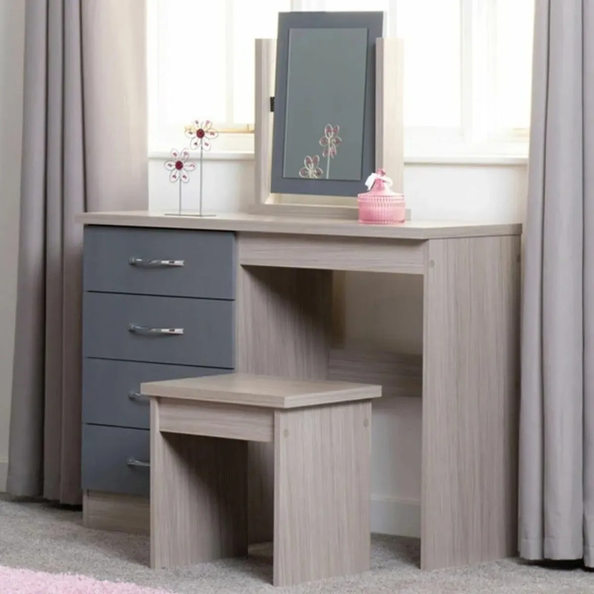 DRESSING TABLE SETS - Image 2