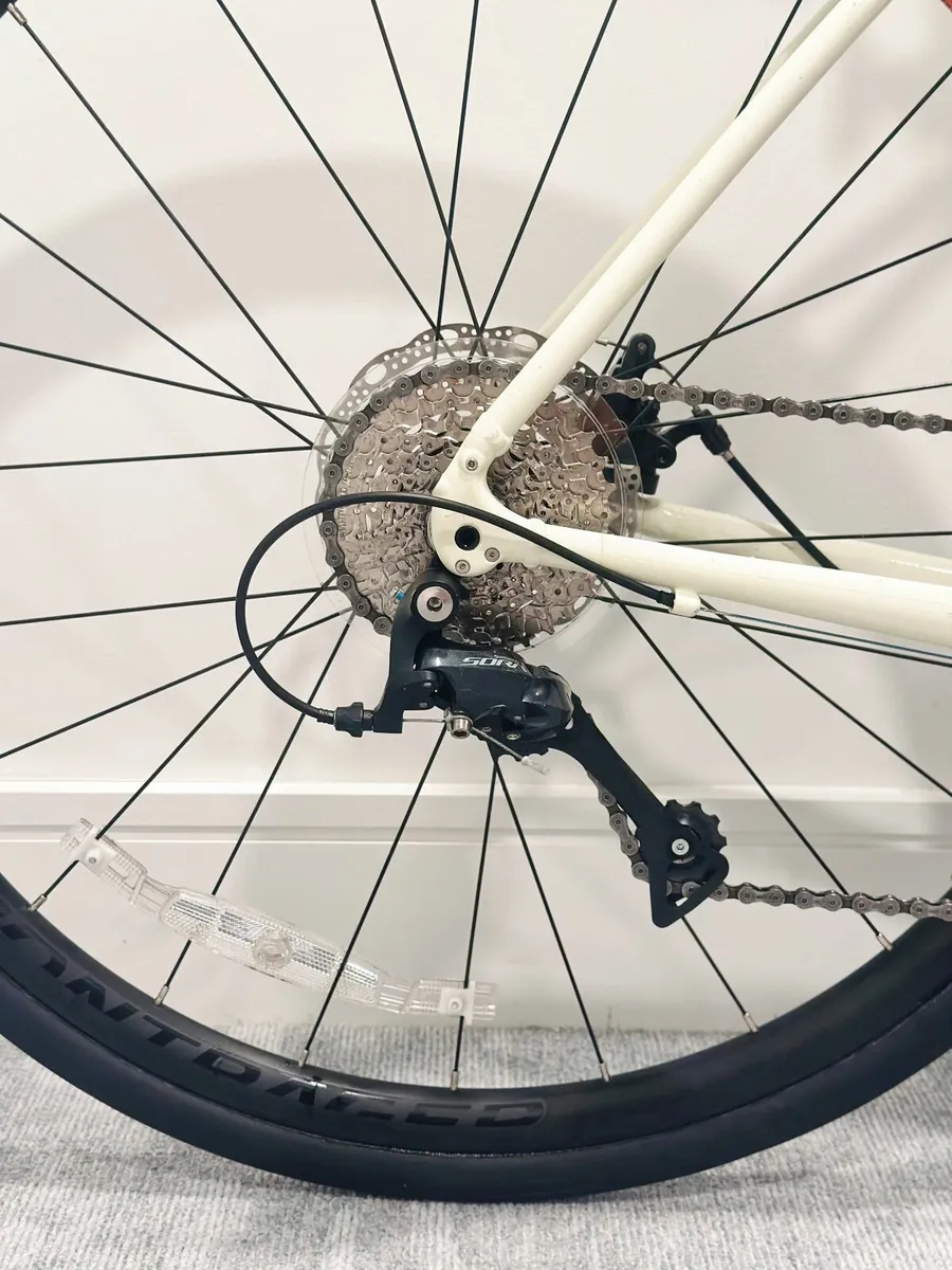 Trek AL 3 Road Bike 54cm frame - Image 3