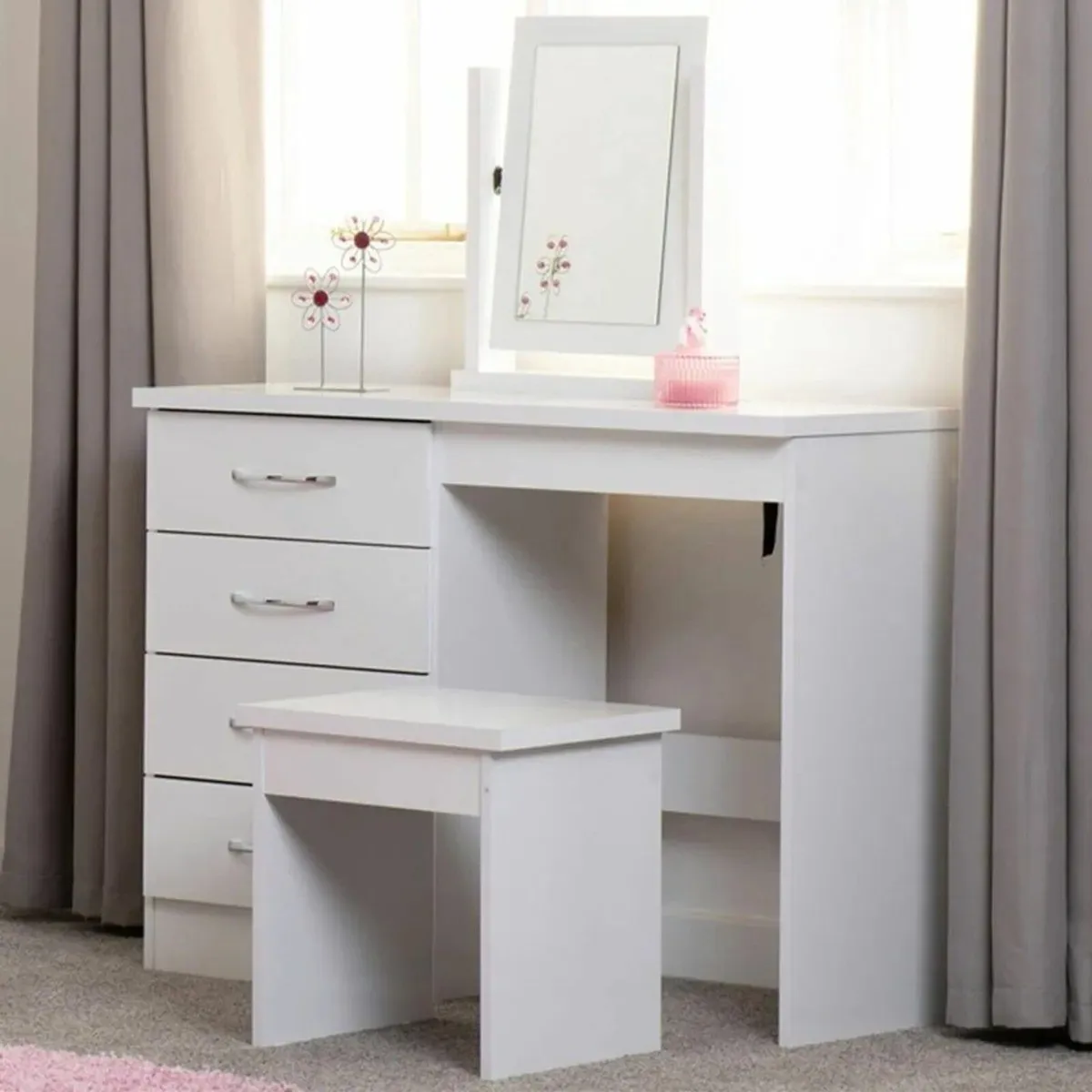 DRESSING TABLE SETS - Image 1