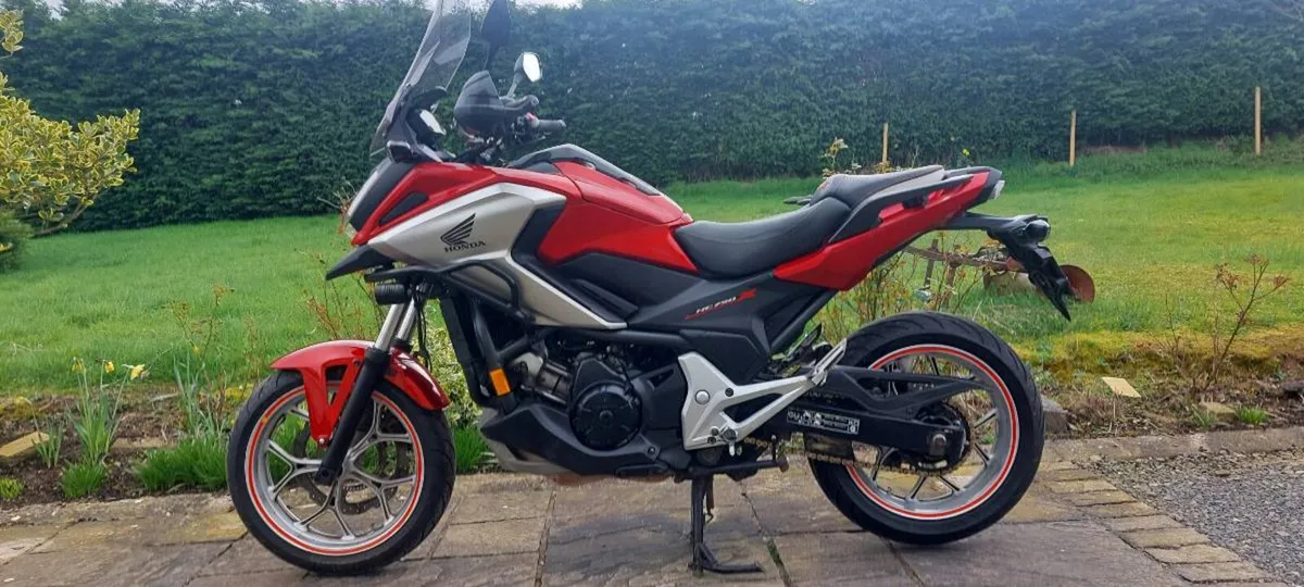 HONDA NC 750 X 2016 AUTO - Image 1