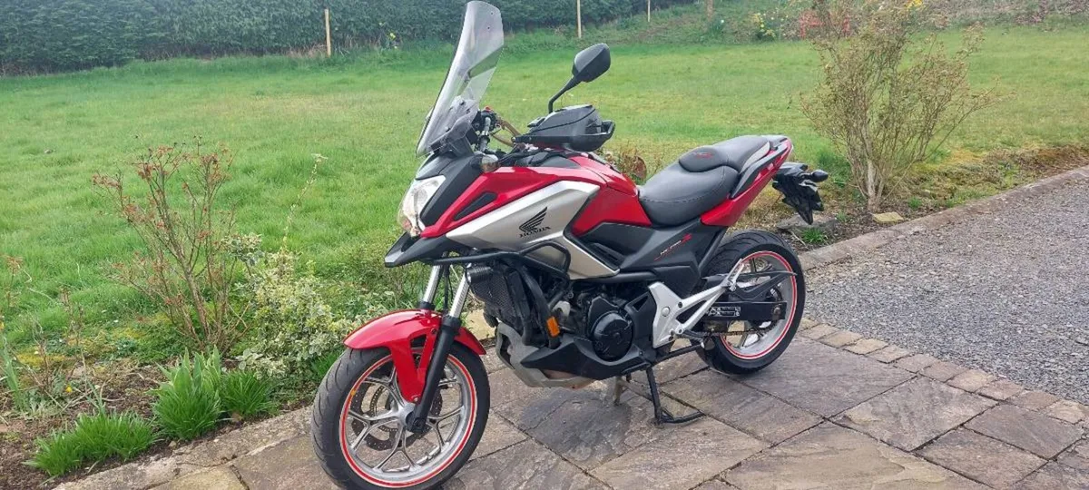 HONDA NC 750 X 2016 AUTO - Image 2