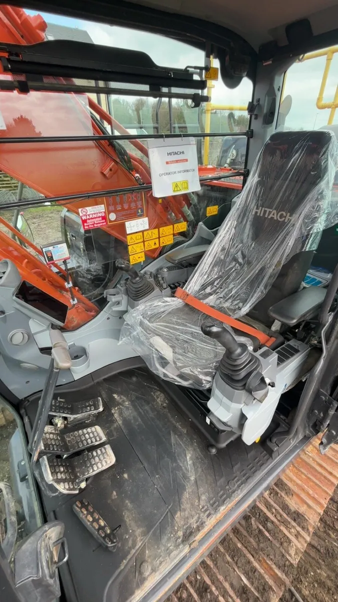 Hitachi 210-7 - Image 3