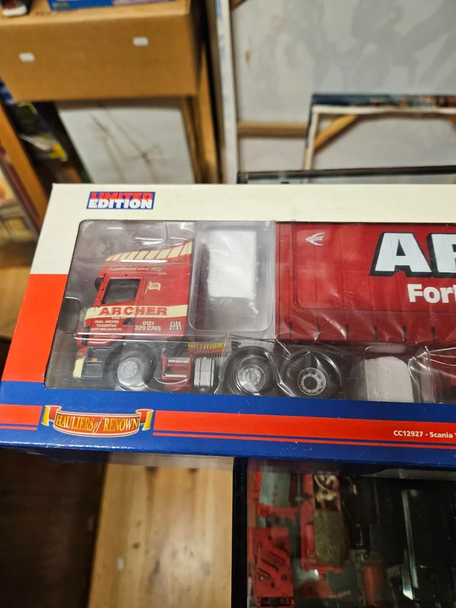 Corgi Scania Tractor Unit and Trailer 1.50 - Image 4
