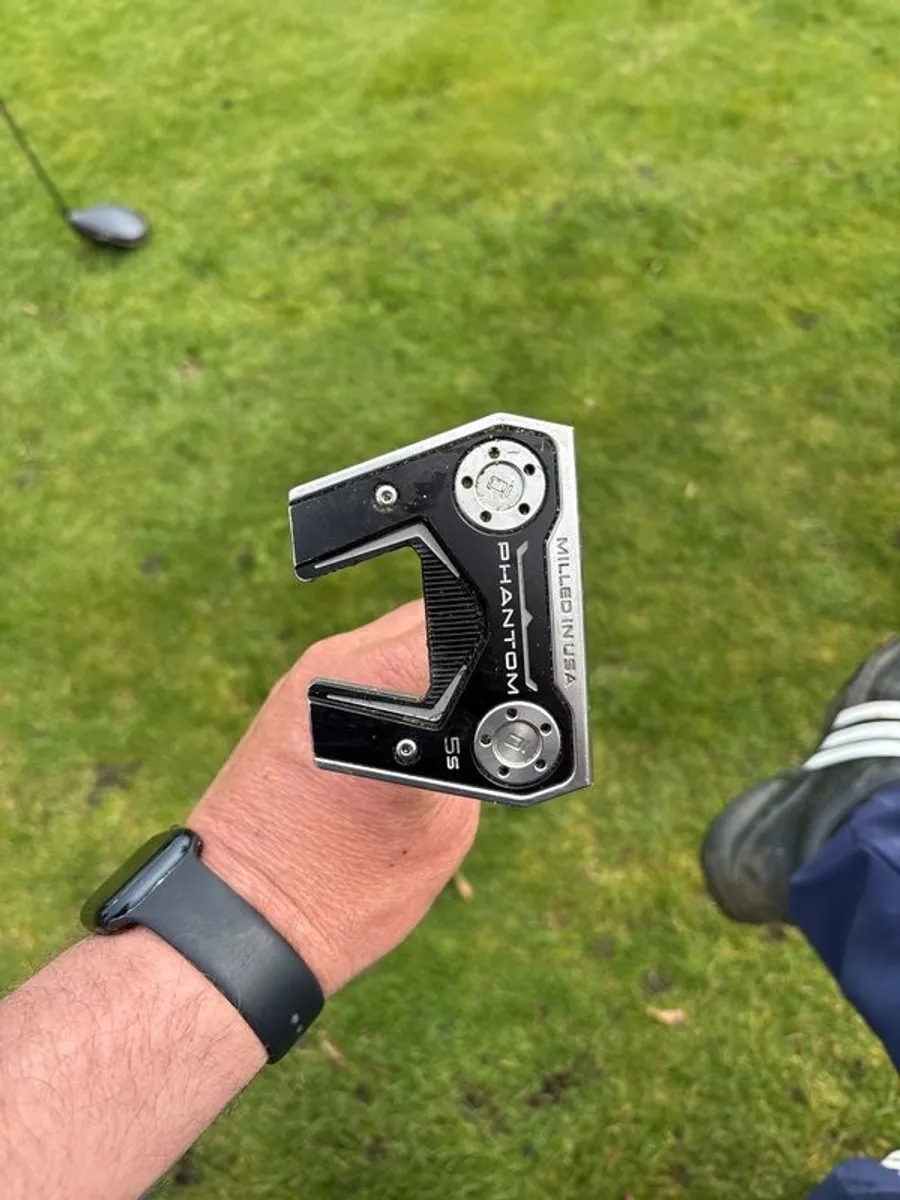 Scotty Cameron 35" centre shaft putter - Image 1
