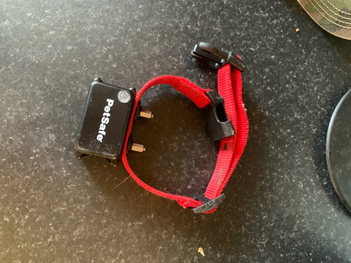 Dog Containment Fence & Collar - Image 2