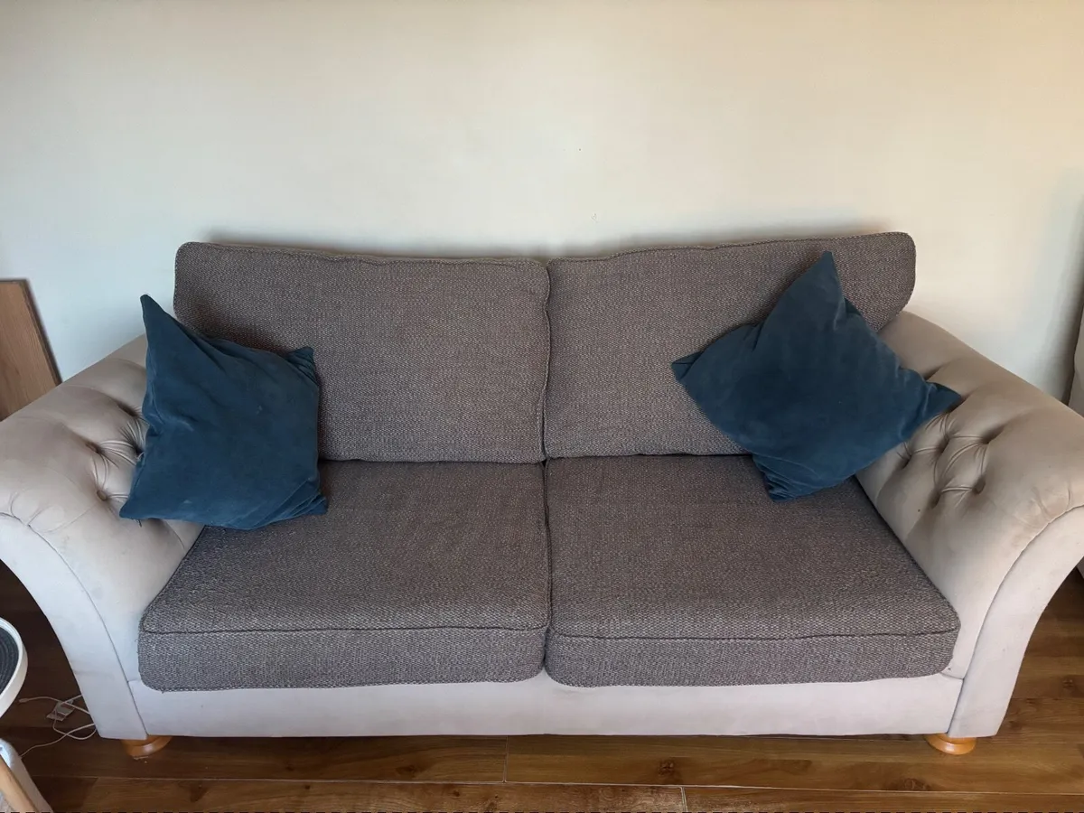 3 seater Couch and chair - Image 4