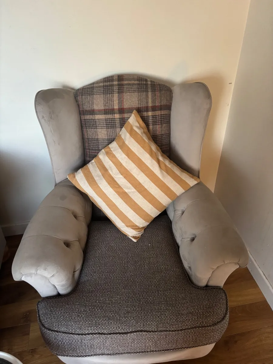 3 seater Couch and chair - Image 2