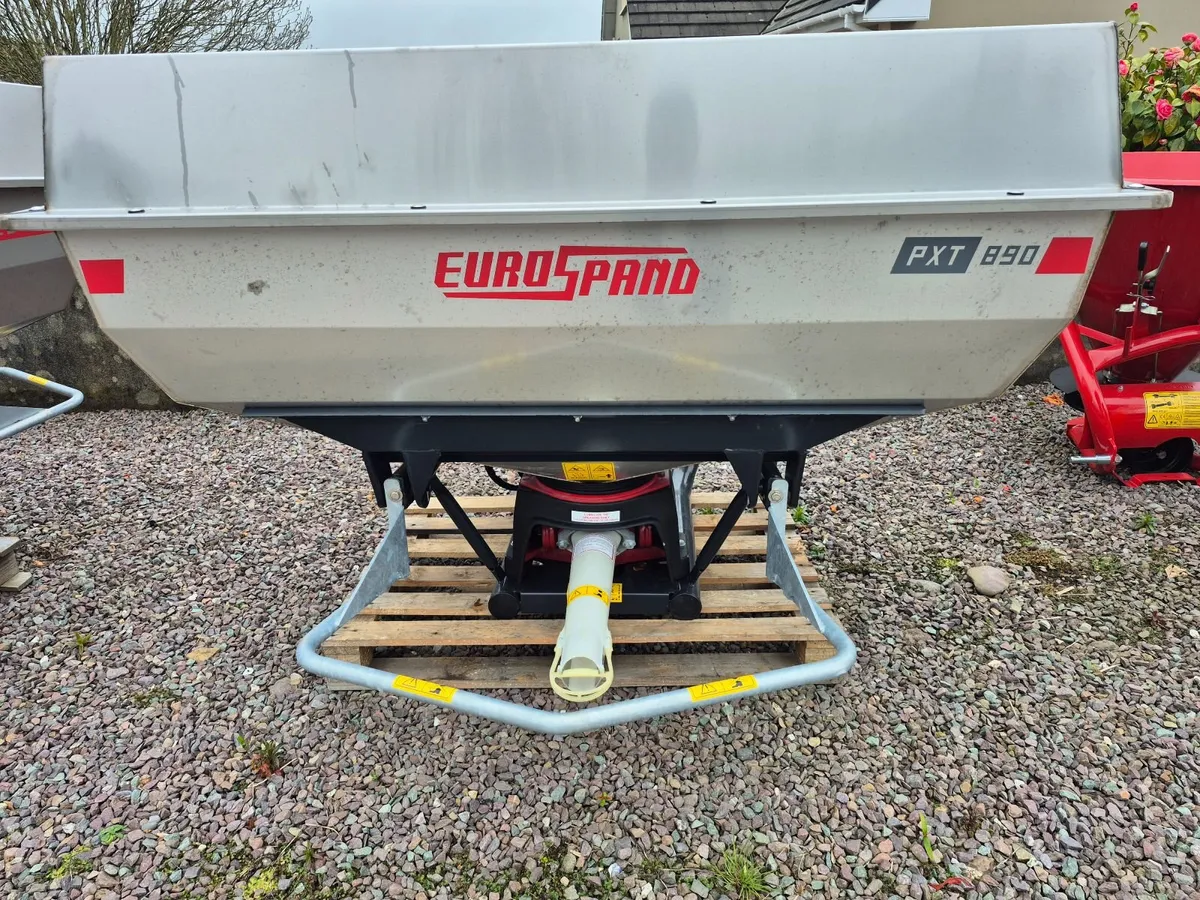 Fertiliser spreader - Image 4
