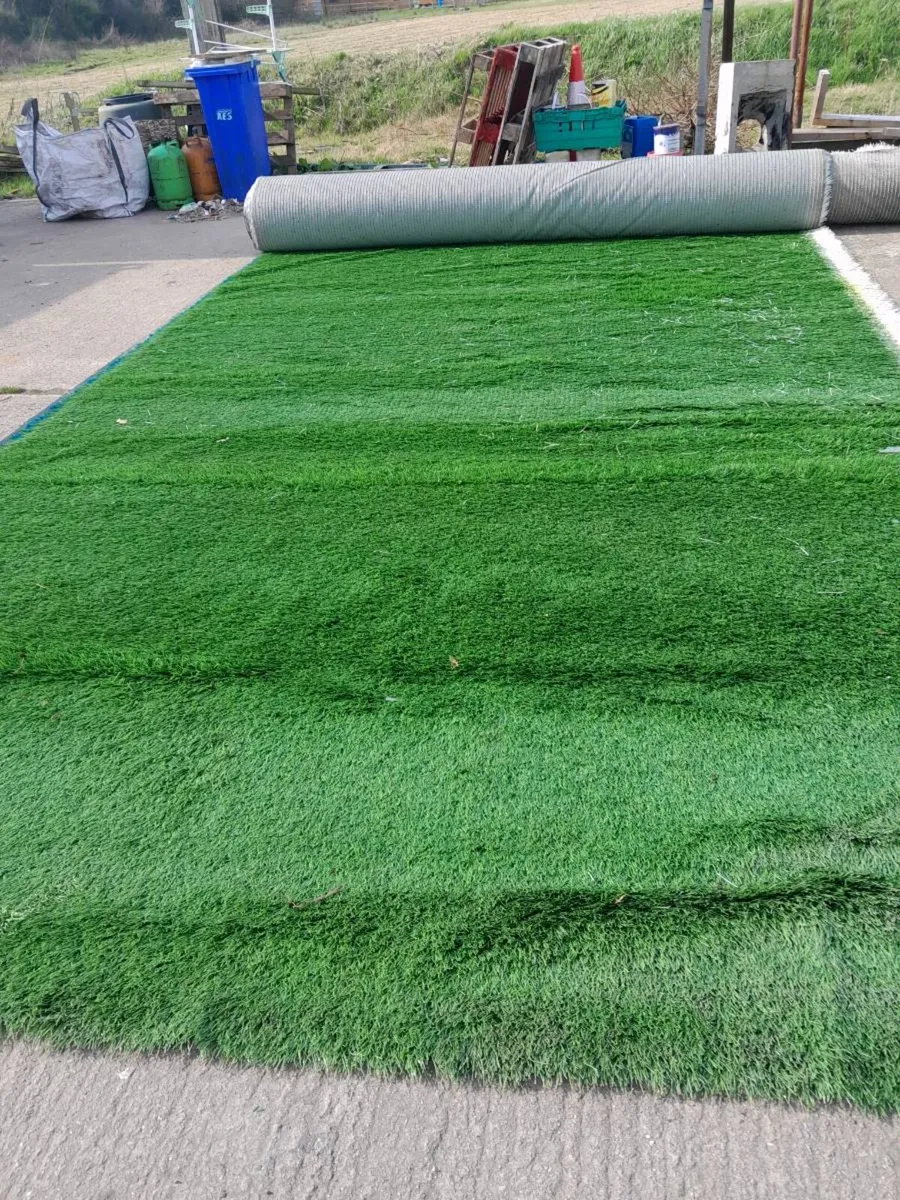Top class artifical grass - Image 3