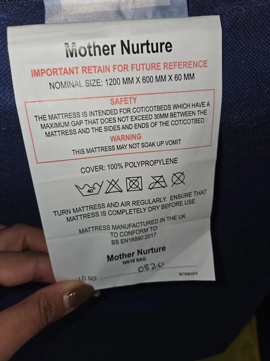 Hauck Travel Cot Dream N Play - Image 3