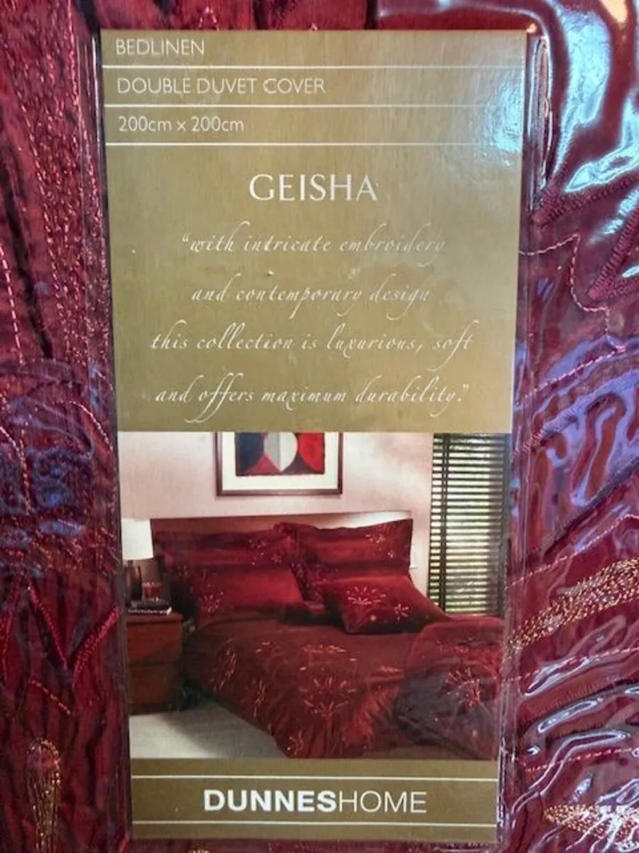 Bed linen - Image 1